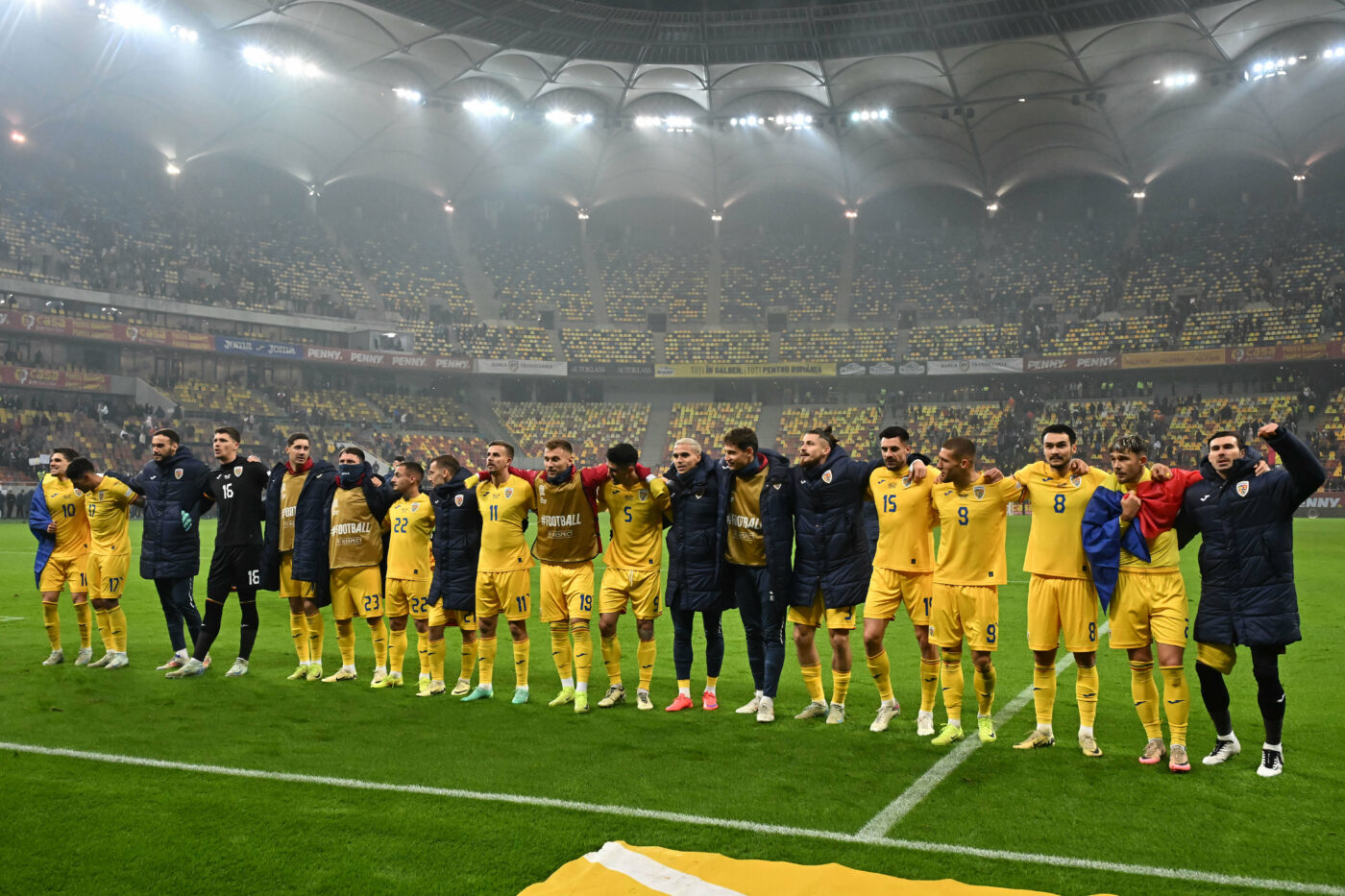 Primele imagini cu noul echipament al echipei naționale! Cum arată tricourile în care România poate juca la primul Campionat Mondial după 28 de ani