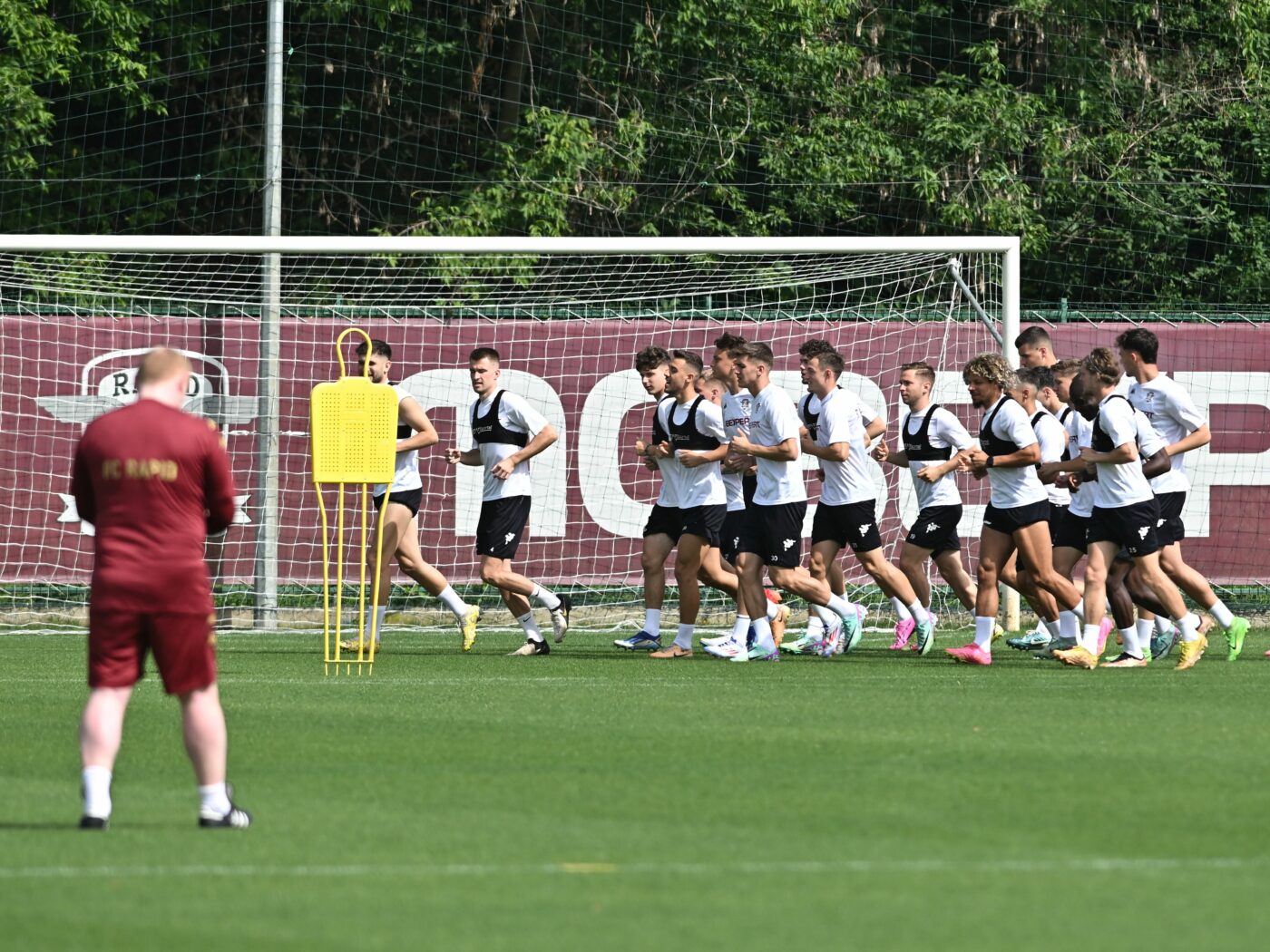 Primul transfer de la Rapid în Superliga, din vară: „Eu asta vreau. Sper să o rezolvăm”. EXCLUSIV