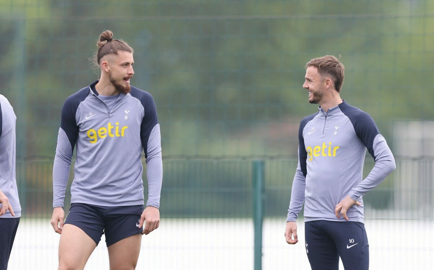 Radu Drăguşin poate fi coleg cu un superstar de la Manchester City. Transferul bombă se face dacă fotbalistul de peste 100.000.000 de euro acceptă un salariu cu 33% mai mic
