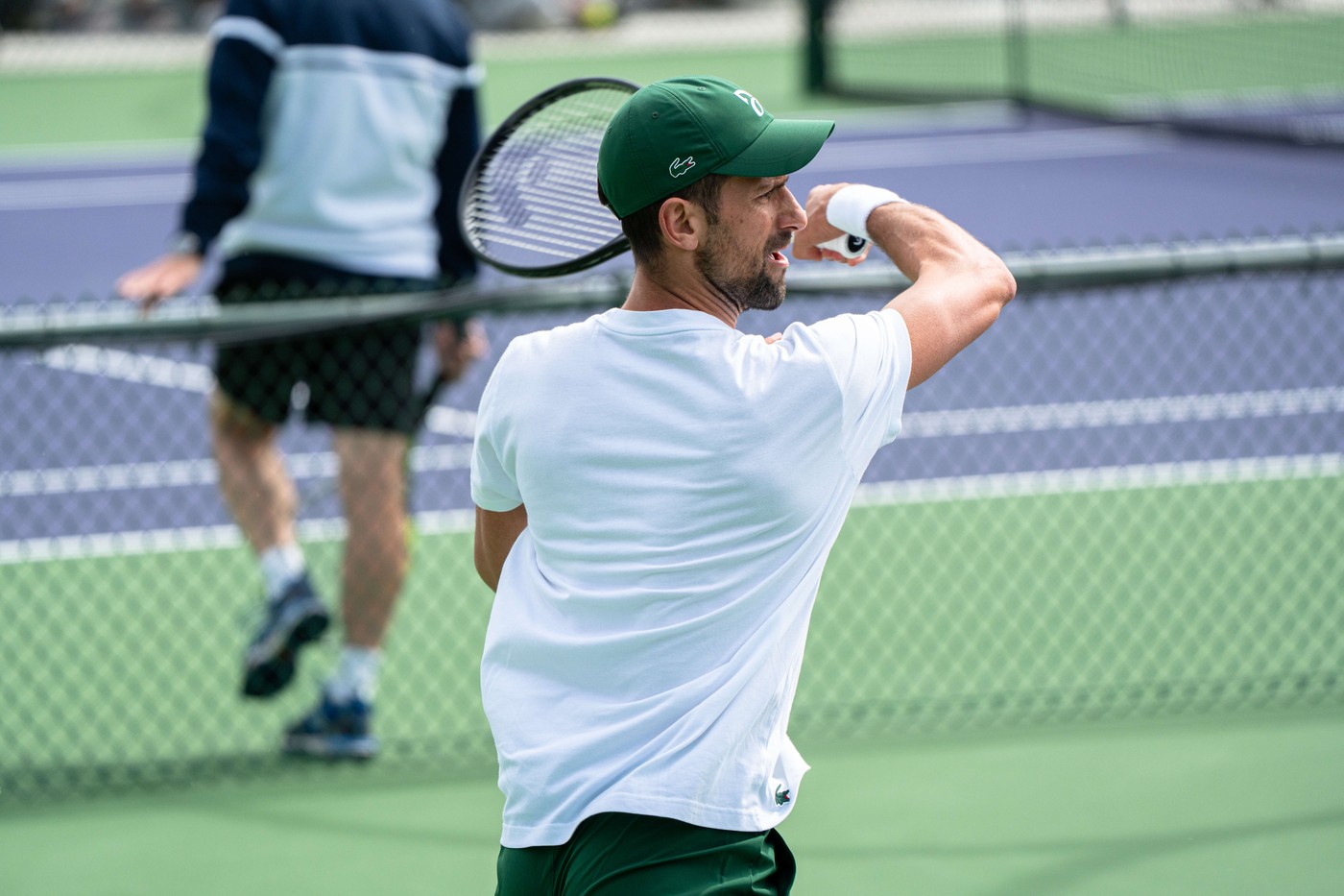 Reacția lui Novak Djokovic, după ce o susținătoare a țipat la antrenamentul lui: „Nole, te iubesc!”. Sârbul a stârnit hohote de râs