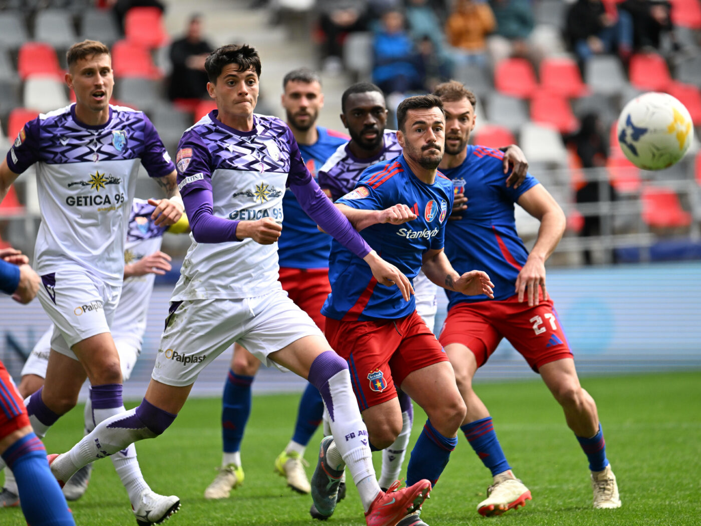 CFC Argeș, victorie importantă în lupta pentru promovarea directă! Răpune Steaua în Ghencea și îi administrează primul eșec în acest sezon de Liga 2