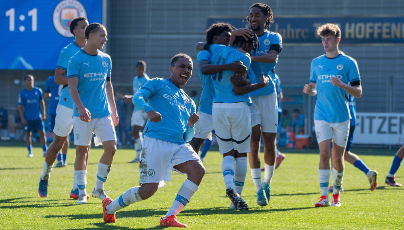 Șoc! Șase juniori de la Manchester City și Manchester United ar avea vârstele falsificate: unii sunt bănuiți că sunt adulți!
