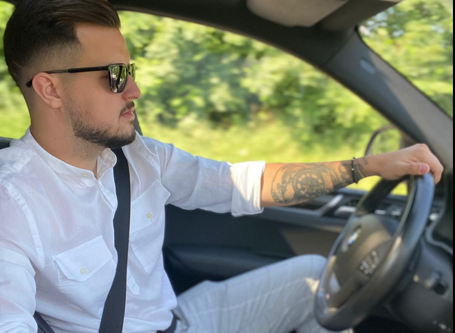 Accident teribil de circulație în Germania pentru golgheterul român de 29 de ani. Medicii nemți i-au amputat piciorul drept, de la genunchi în jos!