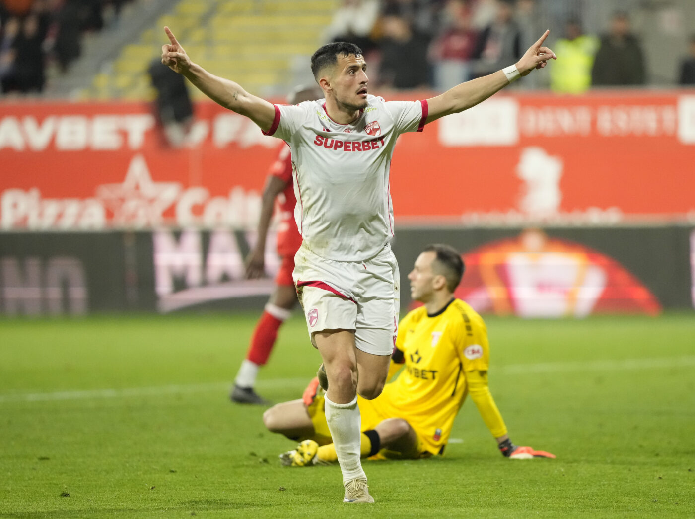 Selmani a decis, după ce Dan Petrescu i-a făcut oferta să semneze cu CFR Cluj