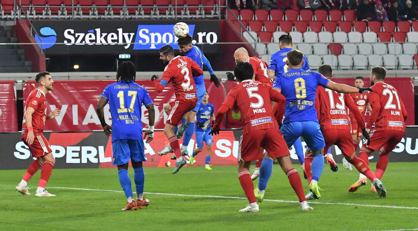 Sepsi OSK – Gloria Buzău Live Video Online de la ora 20:00, în etapa 1 din play-out-ul Superligii. Ilie Stan debutează pe banca tehnică a oaspeților. Echipele probabile