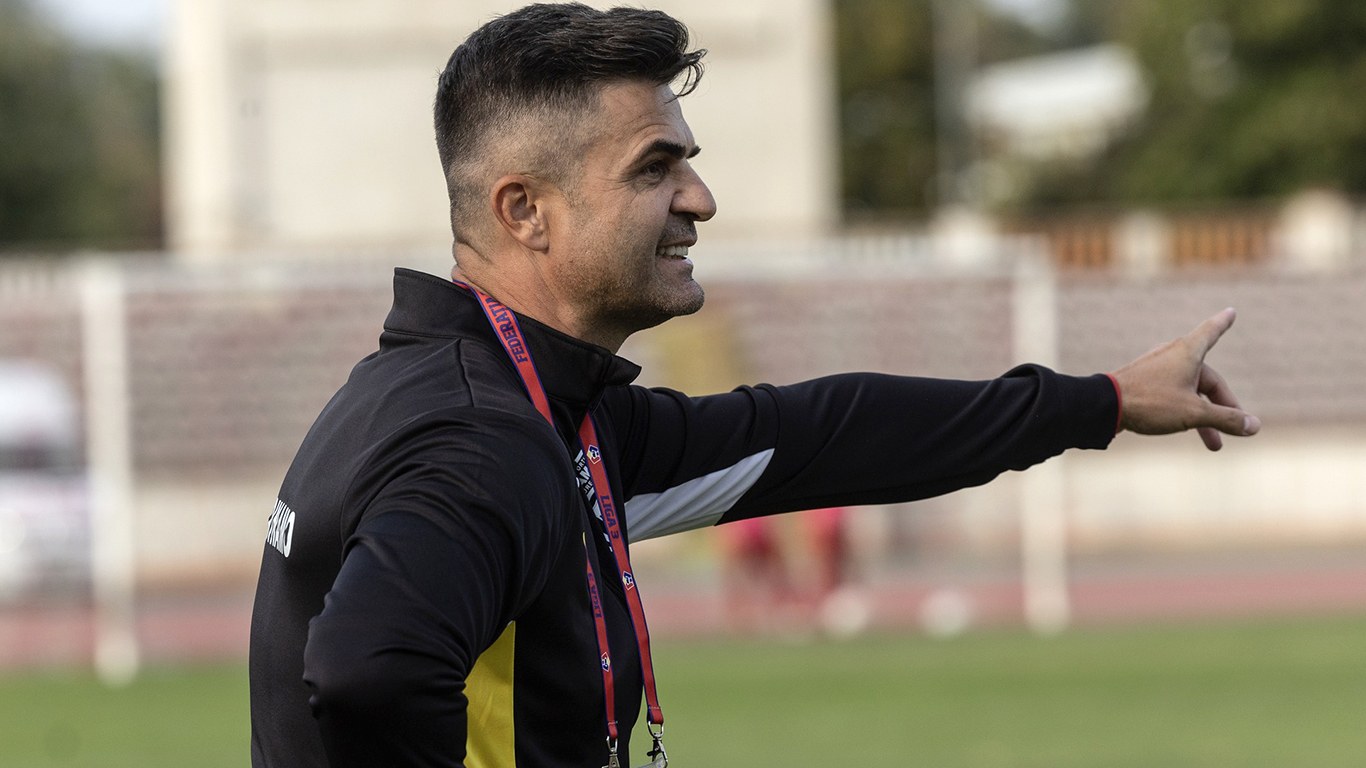 CS Dinamo nu se joacă! Florin Bratu a schimbat aproape jumătate din lot pentru a nu mai rata promovarea în Liga 2 și meciurile cu Steaua