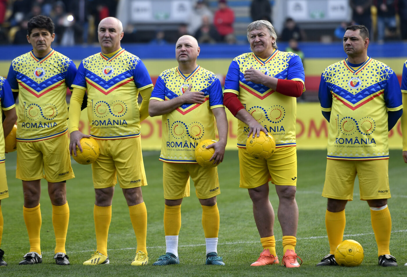 „Am avut o altercație cu Gică Hagi și apoi n-am mai fost chemat la echipa națională”. Unul dintre cei mai talentați fotbaliști români a rupt tăcerea: „Meciul acela n-a fost corect”