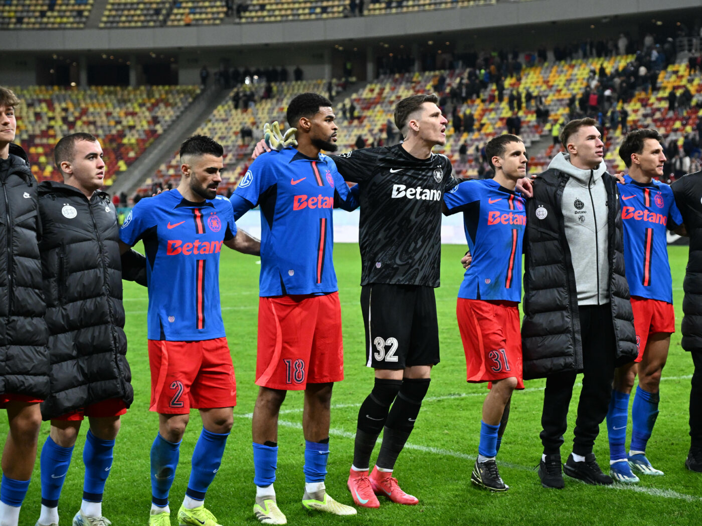 „I-l dau lui Lucescu!”. Gigi Becali a demarat, prin Vali Argăseală, procesul de naturalizare a unui fotbalist de la FCSB: „E cel mai bun din România”
