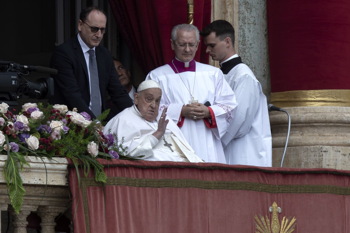 A-murit-Papa-Francisc-chiar-in-a-doua-zi-de-Paste-au-fost-12-ani-de-domnie.jpg
