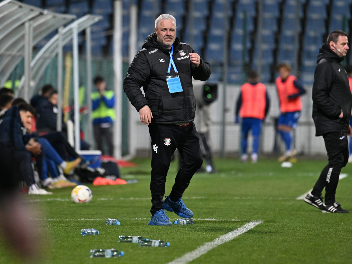Atac la Marius Şumudică: „La meciul cu FCSB, patronul m-a scos la pauză”