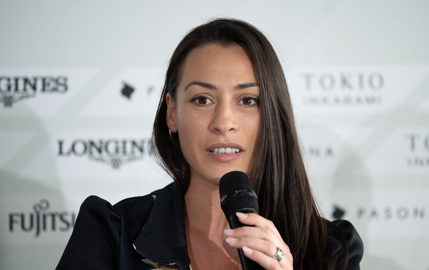 Catalina-Ponor-s-a-transformat-dintr-o-g