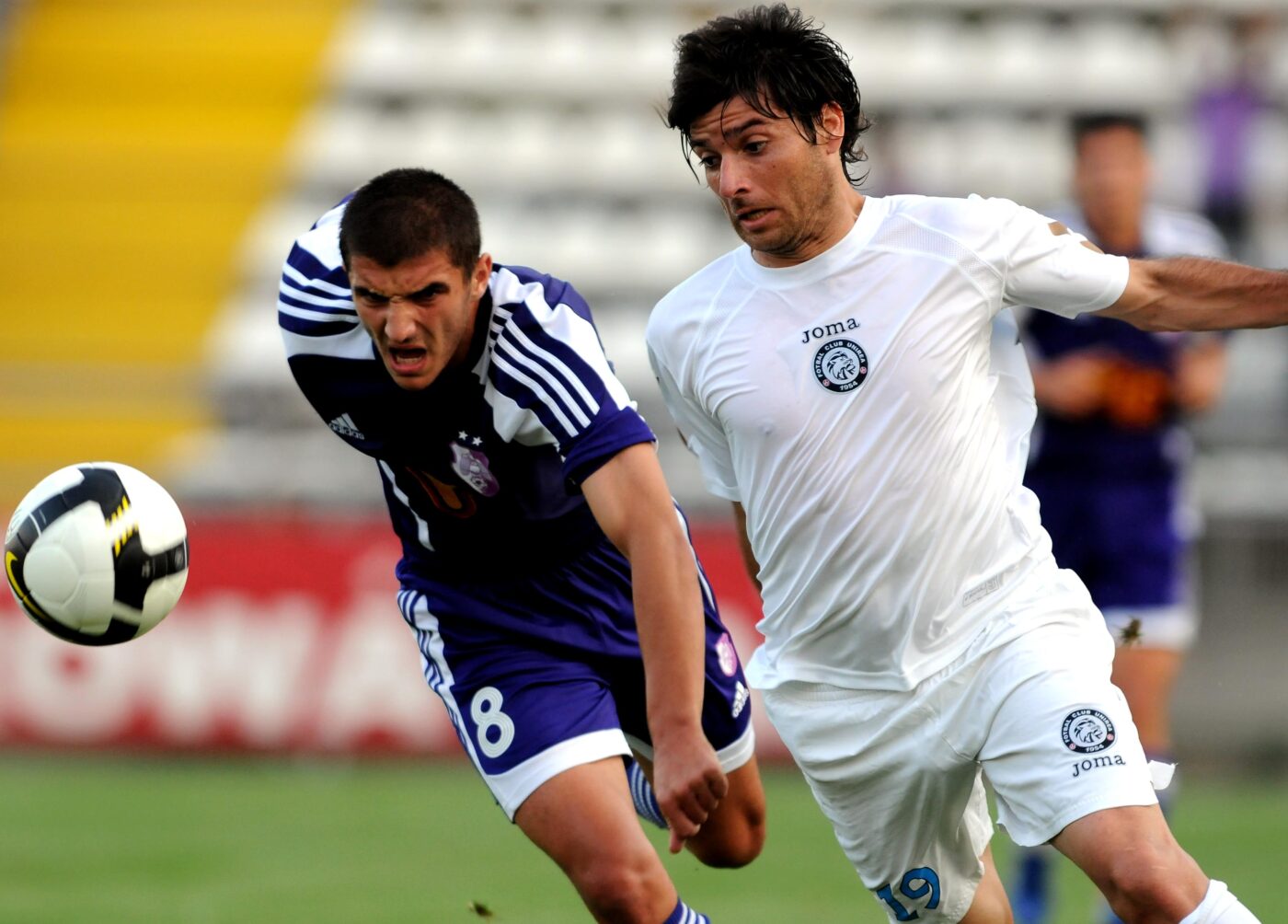 Ce-s-a-ales-de-Monel-Carstoiu-fotbalistul-caruia-Alex-Piturca-i-a-facut-dubla-fractura-de-tibie-si-peroneu-cu-smulgerea-ligamentelor-1400x1004.jpg