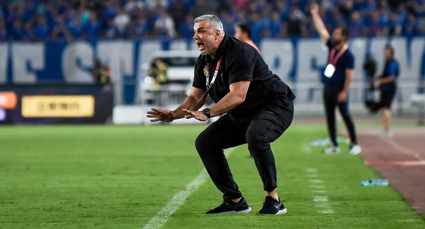 Cosmin Olăroiu susține că a îmbătrânit cu 14 ani, după meciul calificării în finala Ligii Campionilor Asiei. I-a cucerit pe arabi când a rostit un singur cuvânt în limba lor