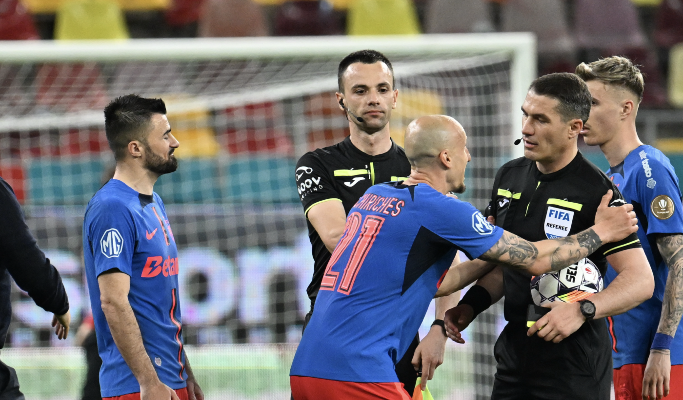 Cum i-a răspuns Istvan Kovacs lui Valentin Crețu, care îl strigase cu apelativul „Arbitre”. Replica a fost extrem de tăioasă