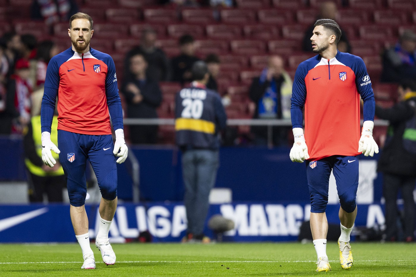 De ce Horațiu Moldovan n-a avut nicio şansă în lupta cu Jan Oblak. Salariul colosal al slovenului la Atletico Madrid