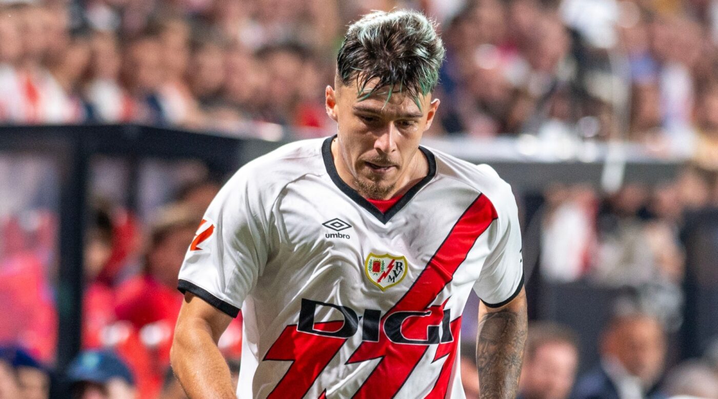 De ce ar trebui să-i fie frică lui Andrei Rațiu dacă se transferă la FC Barcelona. „Robotul” francez are niște cifre uluitoare