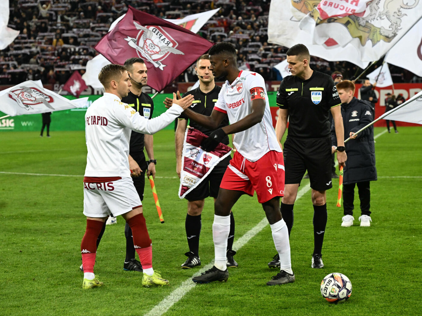 Dinamo negociază pentru transferul lui Gnahore: „Nimeni nu e de nevândut!”