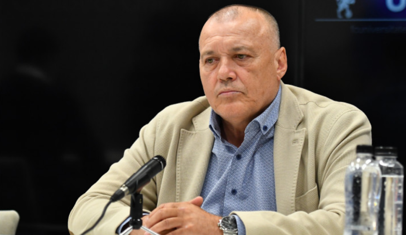 Fiul adoptiv al cântăreței Luminița Anghel, dezvăluiri dure despre viața alături de aceasta și de Marcel Pușcaș, fostul fotbalist al Stelei: „Trăgeau canapelele și fotoliile ca să mă blocheze în cameră”