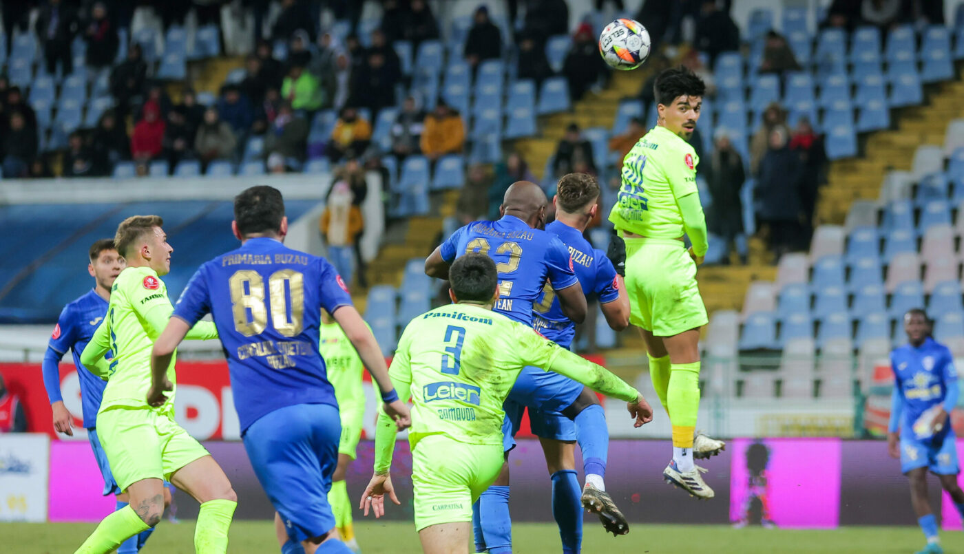 Gloria Buzău – Poli Iași Live Video Online în etapa 4 a play-out-ului din Superliga, ora 17:30. Echipele de start. Duel crucial în lupta pentru evitarea retrogradării