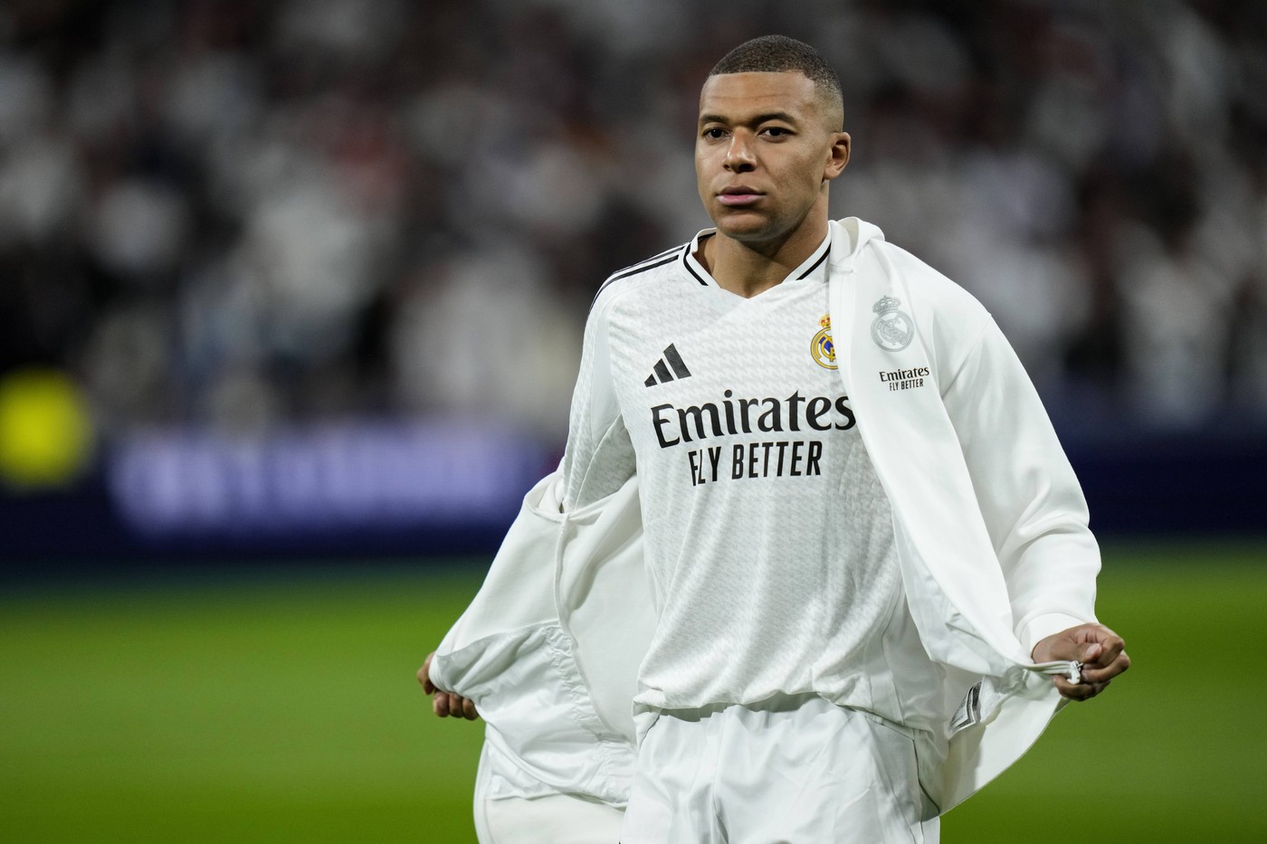 „Alerta Mbappe!”. Imaginile cu starul lui Real Madrid, chiar înainte de finala cu Barcelona, au pus pe jar Spania