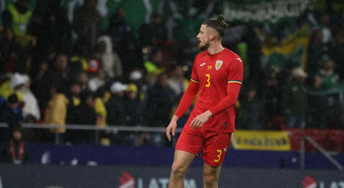 Încă o veste proastă pentru Radu Drăgușin. Tottenham vrea să transfere un fundaș central de la AS Roma