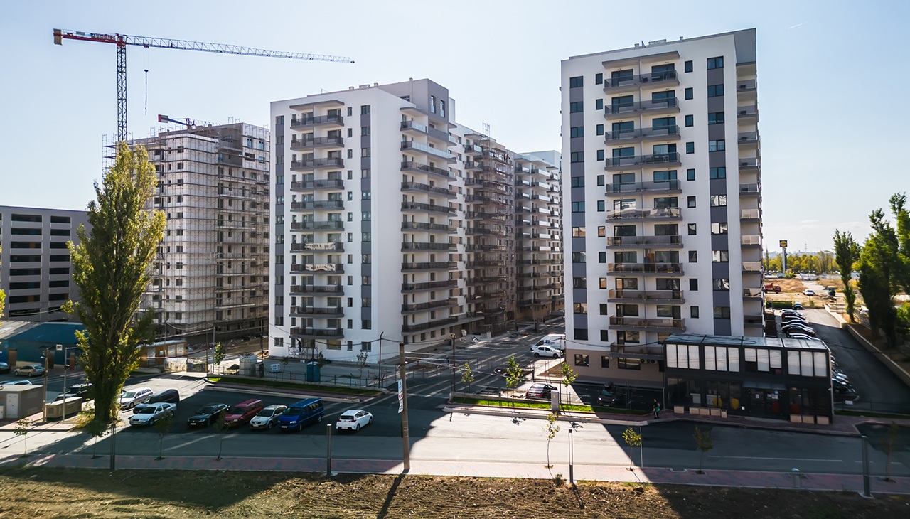 Ionut-Negoita-tun-imobiliar-A-luat-2.700.000-de-euro-pentru-27-de-apartamente.jpg