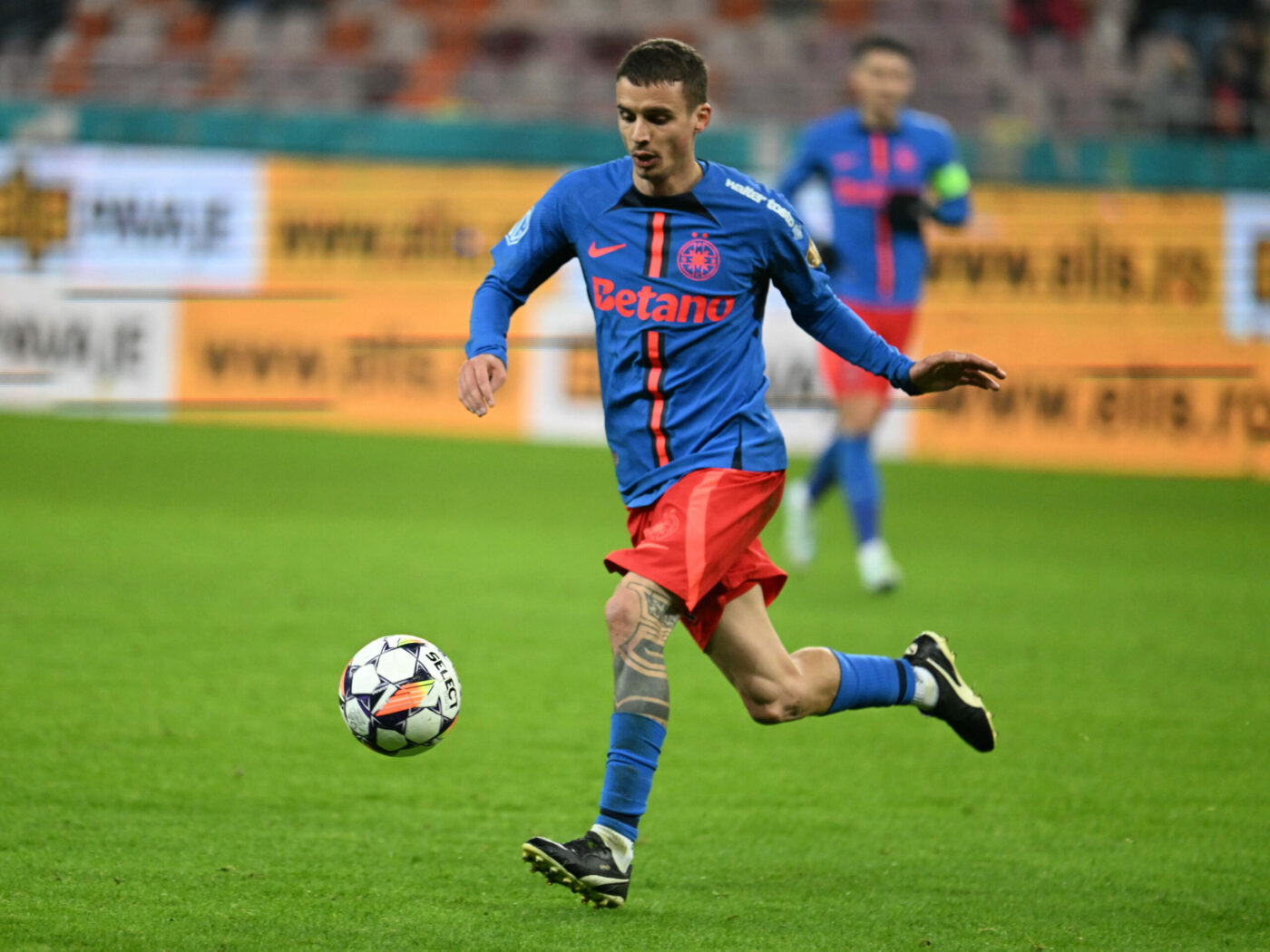 Italianul Juri Cisotti, noul favorit al tribunelor FCSB! Dovada incontestabilă de afecțiune din partea suporterilor campioanei