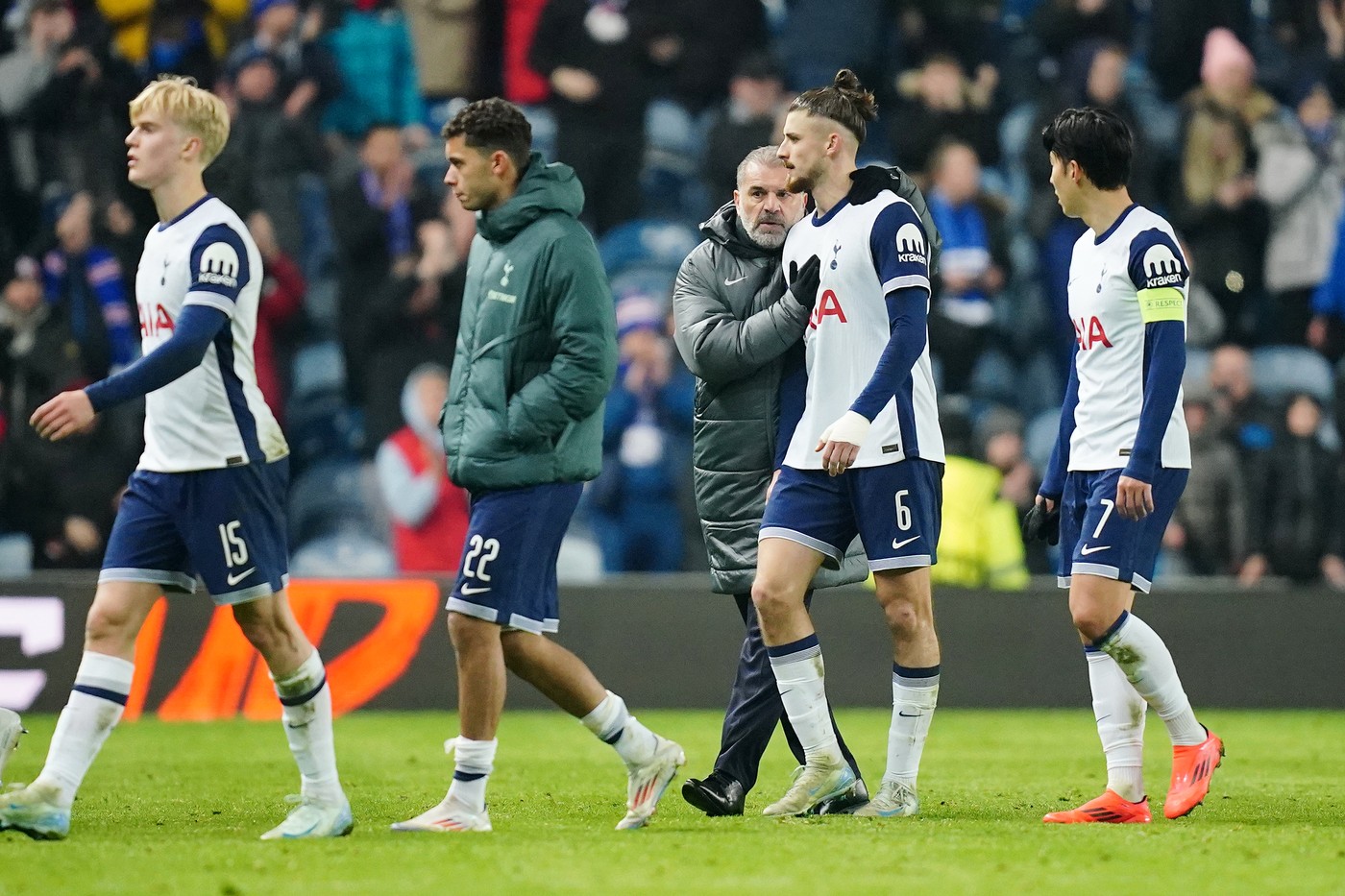 Legenda Barcelonei, şanse mari să fie noul antrenor al lui Radu Drăguşin. Demiterea lui Ange Postecoglou e iminentă la Tottenham Hotspur