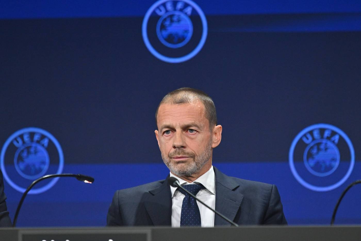 Lupta pentru putere la UEFA. Ceferin și-a „făcut” ploile pentru al 4-lea mandat și și-a mărit salariul cu 400.000 de euro pe an, sub privirile neputincioase ale lui Burleanu