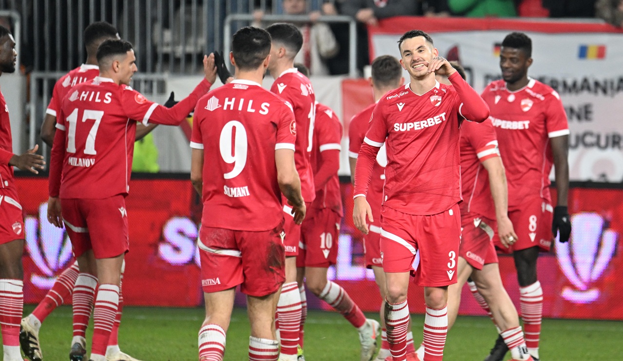 Mirel Rădoi a pus ochii pe doi fotbalişti de la Dinamo. Numele surprinzătoare rostite de antrenorul Craiovei: „M-au impresionat”