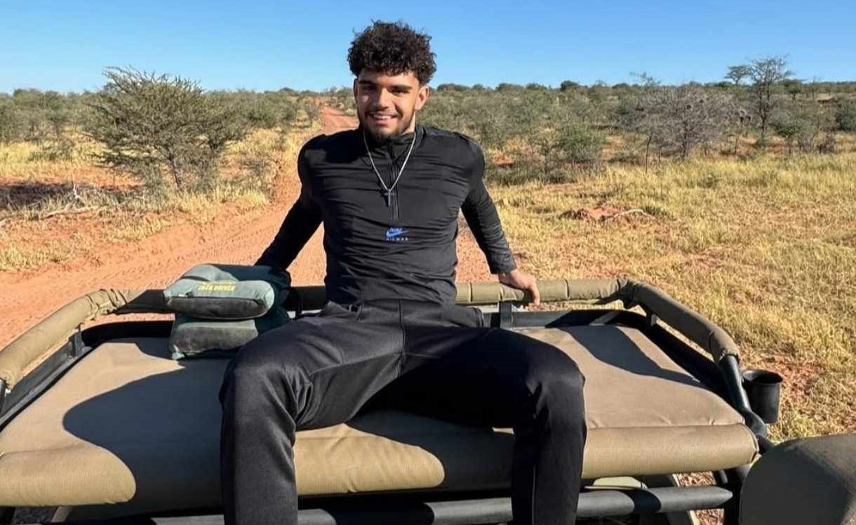 Moştenitorul imperiului Țiriac se transformă într-un pachet de muşchi ...