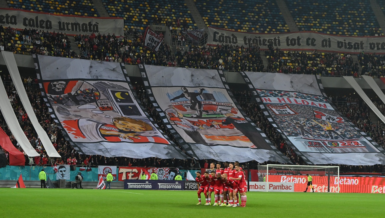 Noul transfer al lui Dinamo, în tribune la meciul cu CFR Cluj. Cum a apărut prima lovitură a „câinilor” pentru viitorul sezon