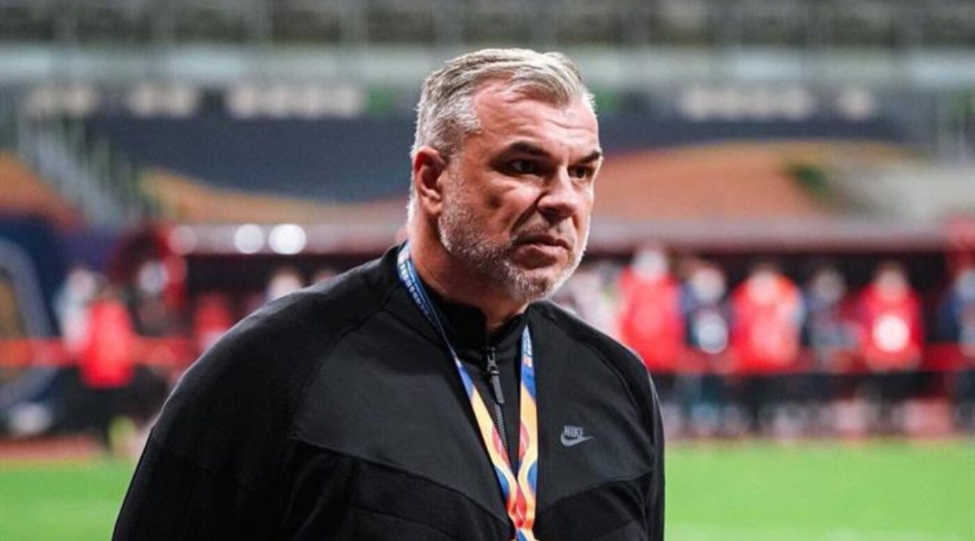 O jurnalistă din Emirate a contestat contractul de 6.000.000 de dolari oferit lui Cosmin Olăroiu pentru a fi selecționer. Într-o intervenție rară, ziarista a dat verdictul: „Să nu luăm o decizie emoțională!”