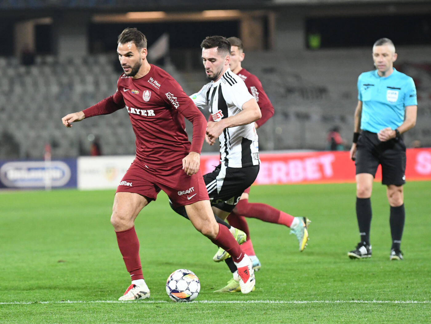 Tachtsidis, fotbalistul după care a suspinat Gigi Becali, s-a certat cu Păun și Camora. Grecul n-a mai ținut cont de ierarhiile de la CFR Cluj