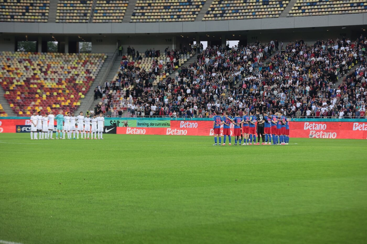 Pentru alții ar fi mult, dar pentru FCSB e chiar ridicol! Câți fani au fost la derby-ul cu CFR