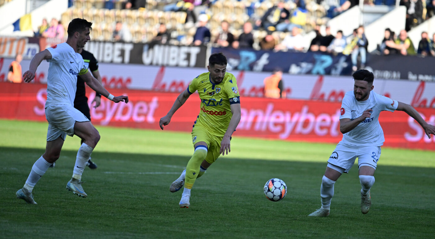 Petrolul Ploiești – Farul Constanța 0-1, în etapa 6 a play-out-ului din Superliga. Echipa lui Gică Hagi se depărtează de zona retrogradării