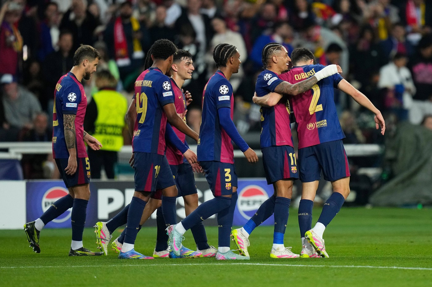 Presa catalană e în extaz: „O Barcelona de pe altă planetă a distrus-o pe Dortmund”