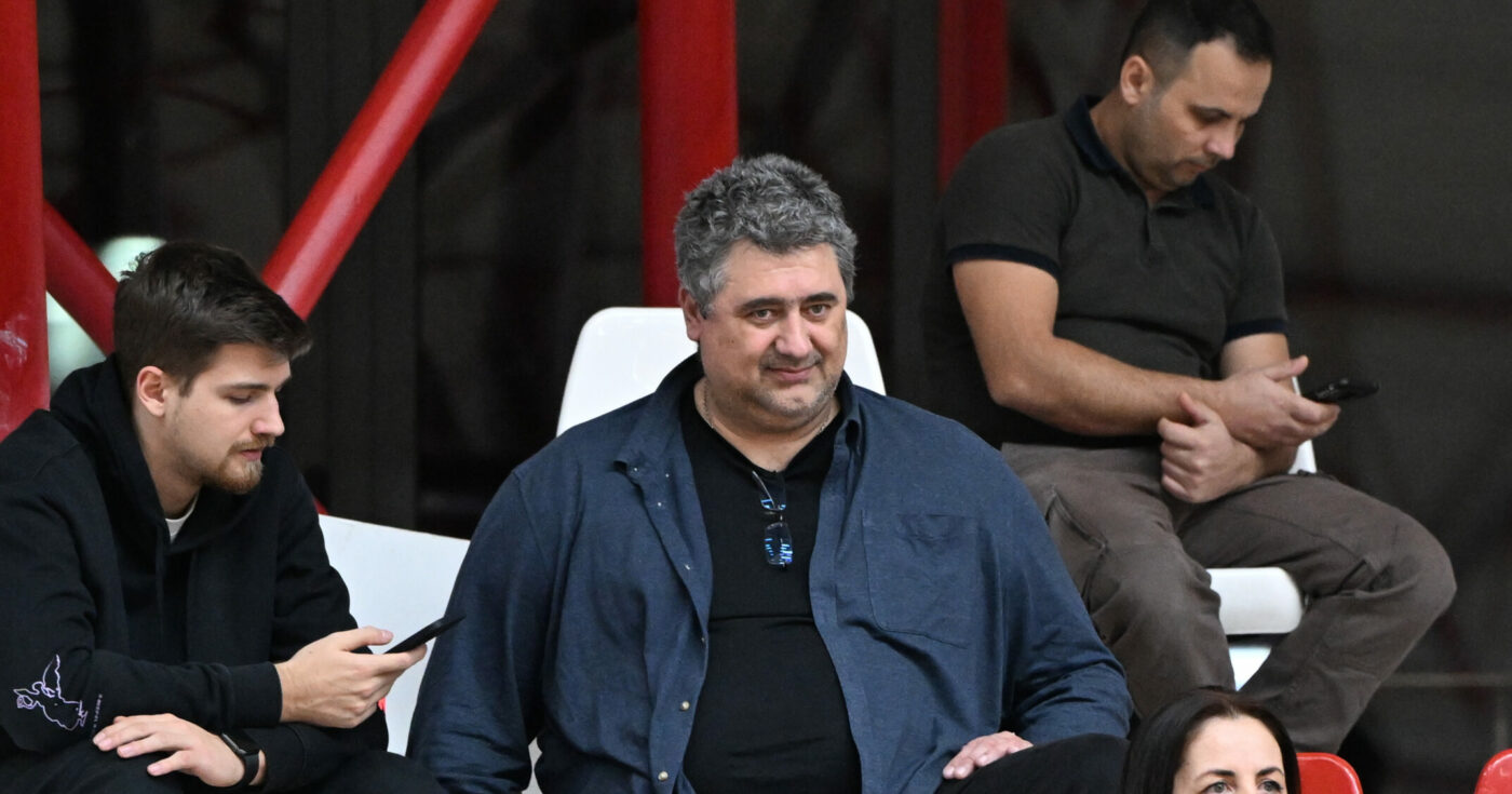Se-naste-o-noua-forta-in-handbalul-romanesc-Alexandru-Dedu-spune-ca-handbalisti-de-echipe-nationale-se-autopropun-la-SCM-Poli-Timisoara-scaled-e1745578065172-1400x735.jpg