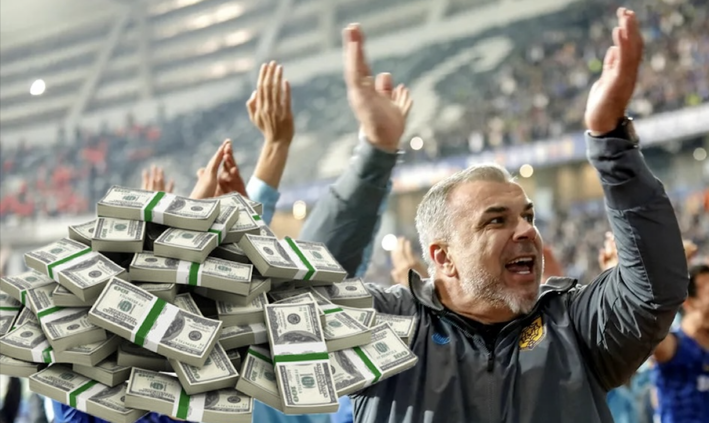 Șeicii bogătași chiar l-au îmbrăcat în aur pe Cosmin Olăroiu. S-a aflat salariul fără precedent în istoria Emiratelor pe care l-a primit, de fapt, românul ca să fie noul selecționer