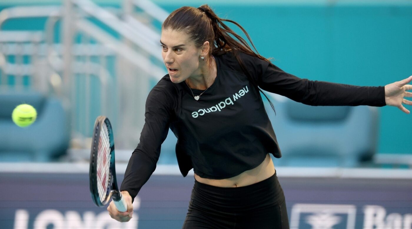 Sorana Cîrstea, eliminată din primul tur la turneul vândut de „socrul” Ion Țiriac