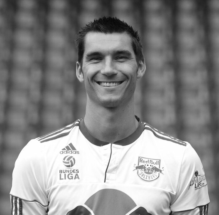 Tragedie înainte de Paşte. Fostul fotbalist din națională a murit într-un teribil accident rutier