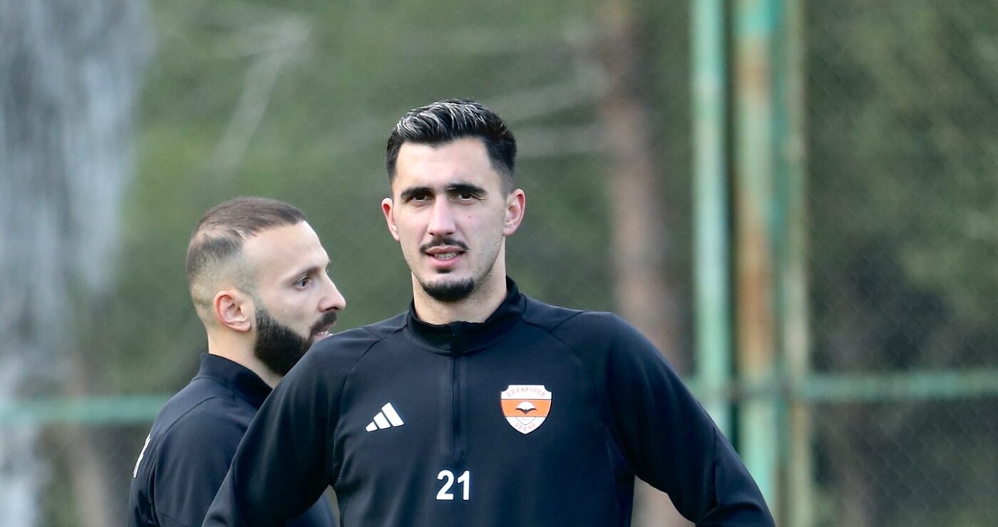 Andrei Ivan, ca şi retrogradat în Liga a III-a din Turcia cu Adanaspor. Atacantul are şanse minuscule să revină din vară la Universitatea Craiova. EXCLUSIV