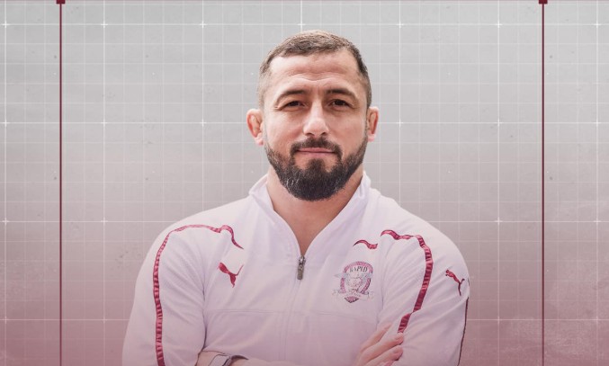 Ștefan Gheorghiță, fost mare luptător și coordonatorul secției de lupte de la Rapid, a găsit calea pentru a-i aduce pe copii la sport: „Merg eu la ei”. SPECIAL