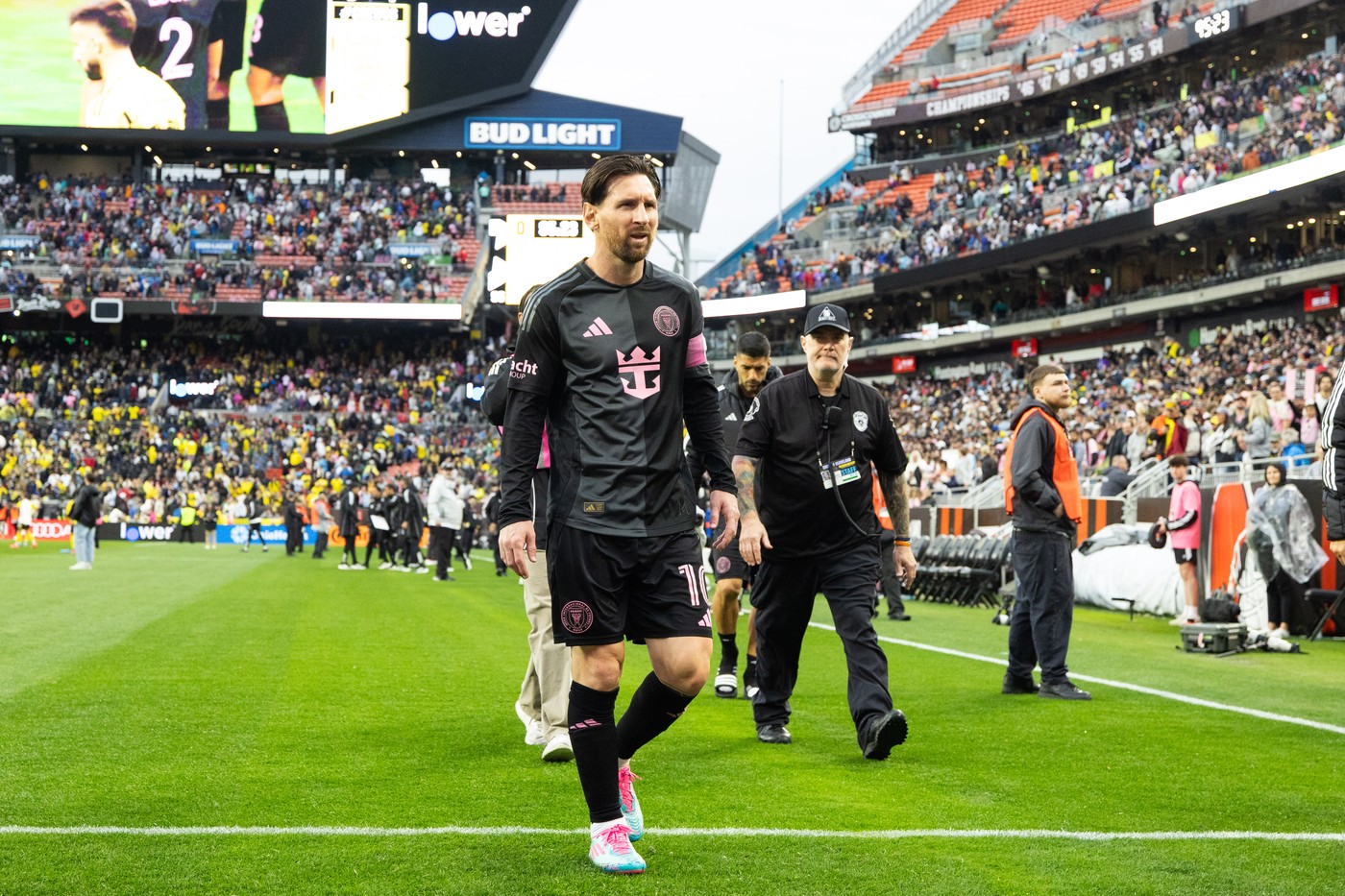 „Messi-mania” a lovit din nou! Argentinianul a determinat mutarea unui meci din MLS pe un stadion mai mare