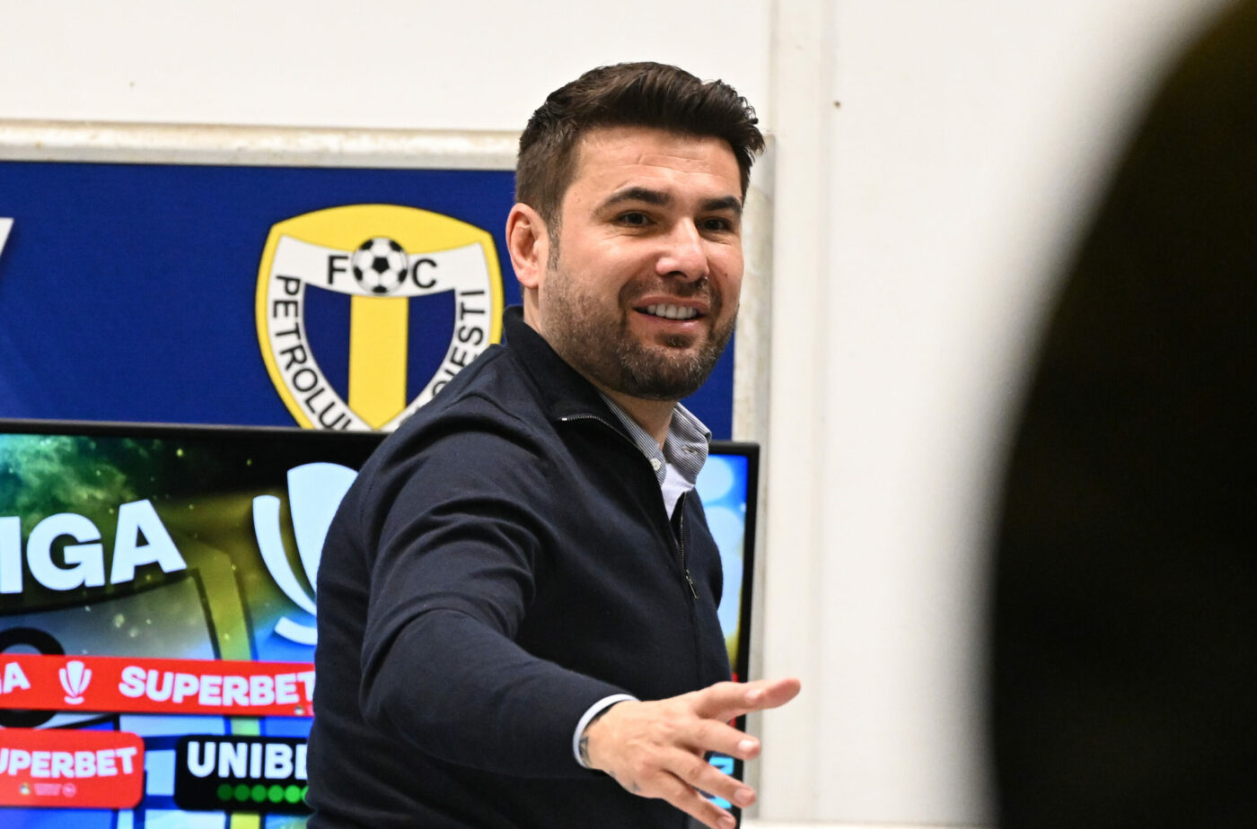 Adrian Mutu, discuții cu Mihai Rotaru. Ce transfer i-a cerut la Universitatea Craiova: „Acolo trebuie să investească cel mai mult”
