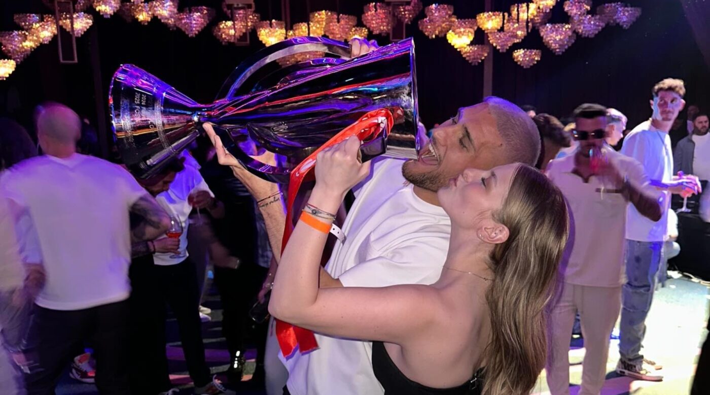Bîrligea a plecat cu Antonia într-o vacanță romantică la Milano. S-au văzut cu o cântăreață