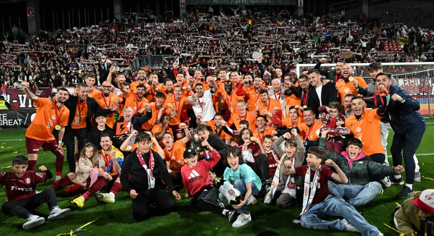 CFR Cluj face curățenie în lot. Trei fotbalişti, pe lista neagră a lui Nelu Varga