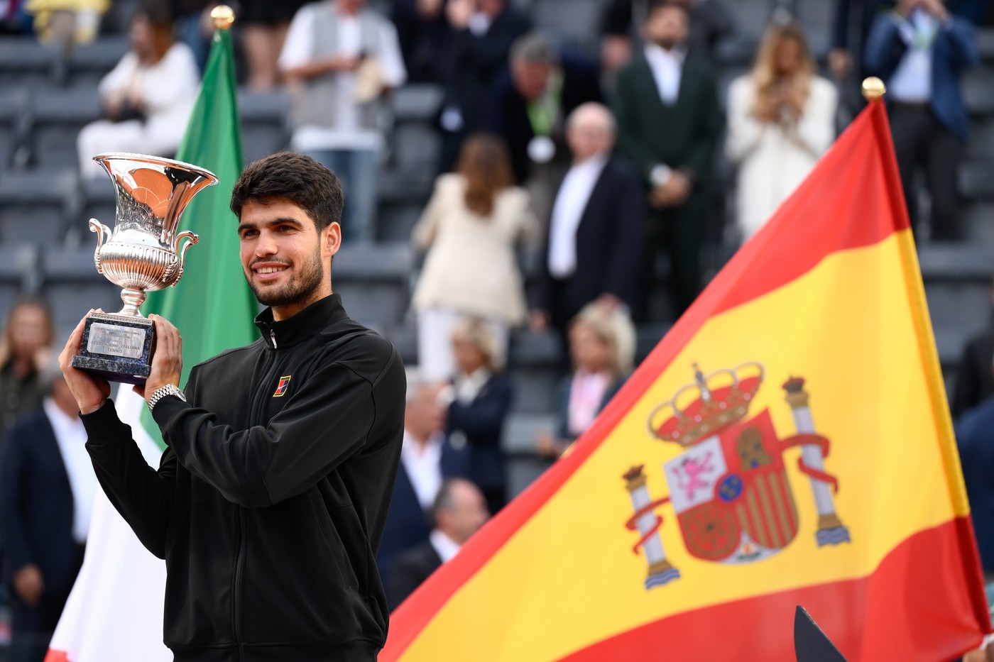 Carlos-Alcaraz-campion-la-ATP-1.000-Roma-si-revenire-pe-locul-2-„Este-incredibil-4.jpg