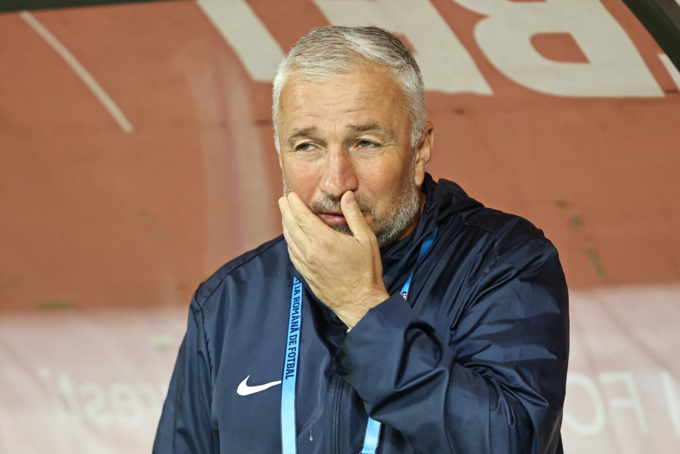 Ce se întâmplă cu Dan Petrescu, după infecția cu o bacterie periculoasă