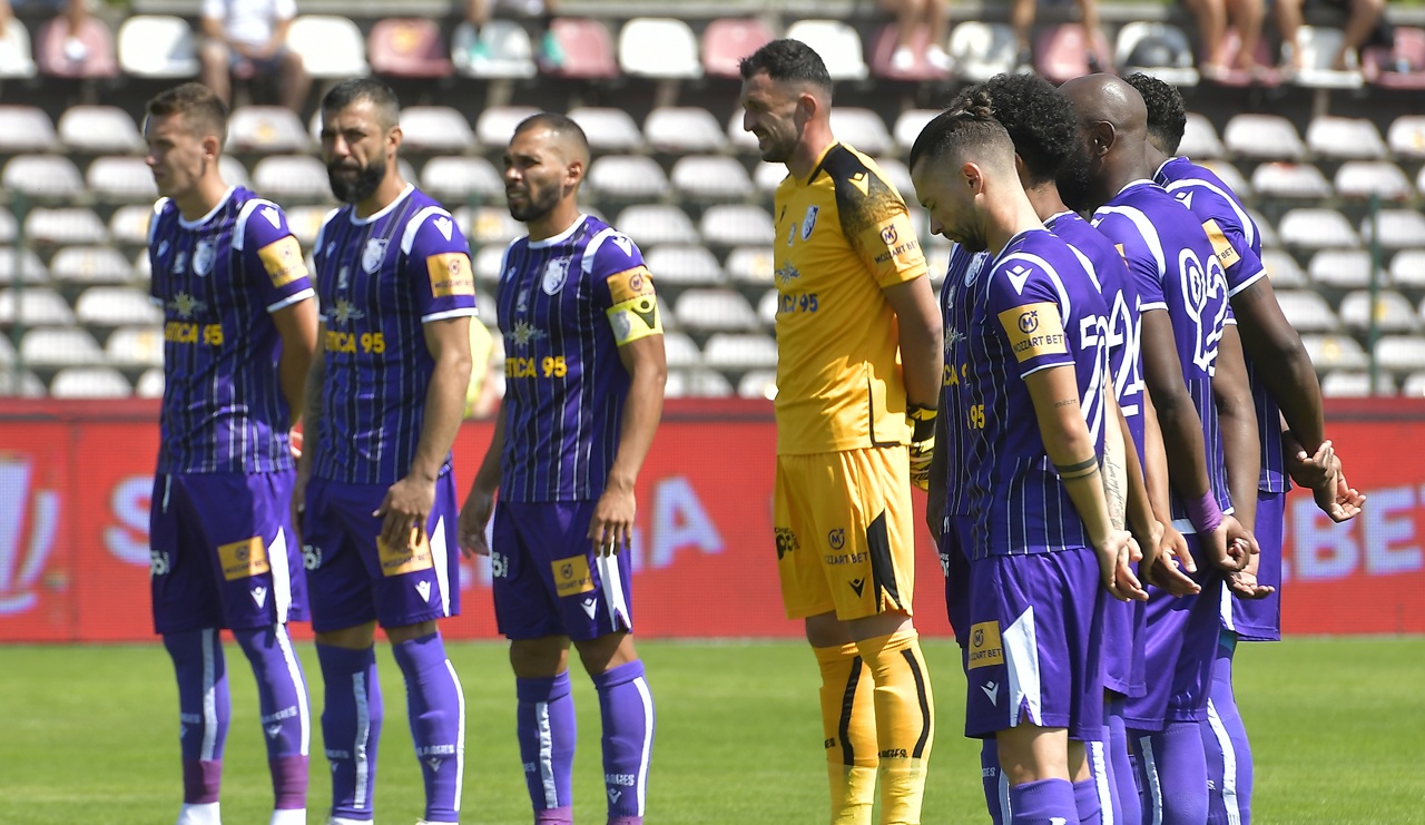 Dedicație incredibilă de la un fotbalist pentru Radu Naum: „Nu ai avut încredere în noi, Guriță! Te văd, Răducu”